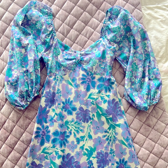 EUC Louna Blue Floral Midi Dress - Picture 4 of 9